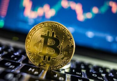 Nguồn cung Bitcoin kém thanh khoản lập ATH, thợ đào “mạnh tay” tích lũy – BTC trở lại 51.000 USD