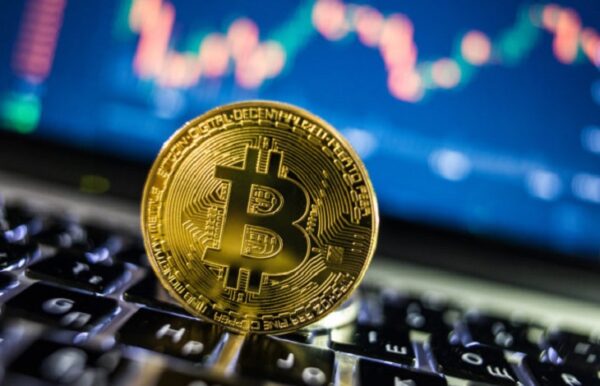 Nguồn cung Bitcoin kém thanh khoản lập ATH, thợ đào “mạnh tay” tích lũy – BTC trở lại 51.000 USD